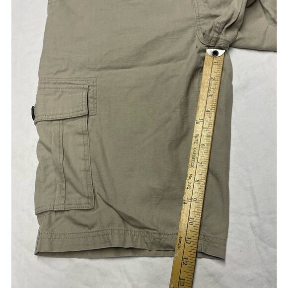 guess cargo shorts Men’s Size 32 Color Beige Cargo Pockets - Picture 7 of 10